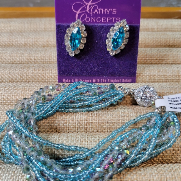 Cathy's Concepts Rhinestone Earrings & Nicole Beaded Bracelet CostumeJewelry Lot - Picture 7 of 11